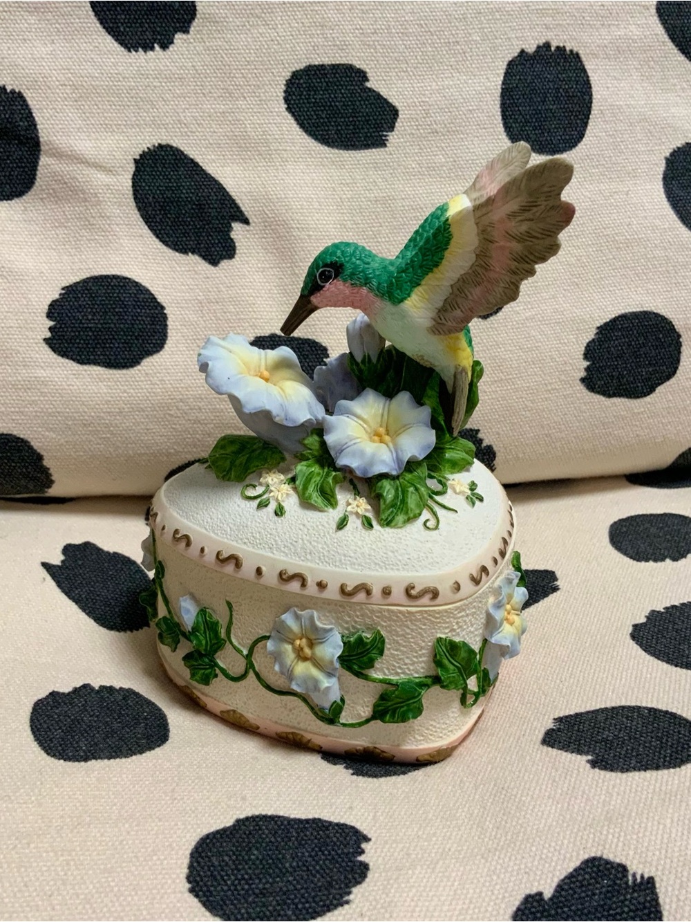 Vtg Heritage House Porcelain Bird Music Box Wind Beneath My Wings Hummingbird